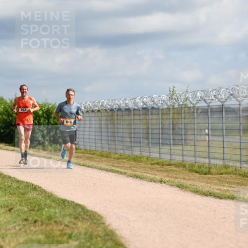 14.09.2025 - Airport Race Dr. Thomas Lammeyer http://msf.ph/oto/8861029 14.09.2025 11:54:16 Laufen 518, 762, 616 meine-sportfotos.de