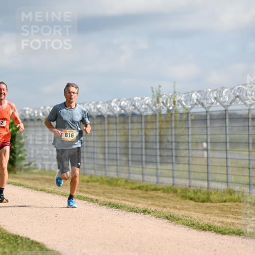 14.09.2025 - Airport Race Dr. Thomas Lammeyer http://msf.ph/oto/8861037 14.09.2025 11:54:17 Laufen 18, 762, 616 meine-sportfotos.de