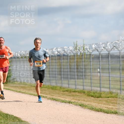 14.09.2025 - Airport Race Dr. Thomas Lammeyer http://msf.ph/oto/8861039 14.09.2025 11:54:17 Laufen 762, 616 meine-sportfotos.de