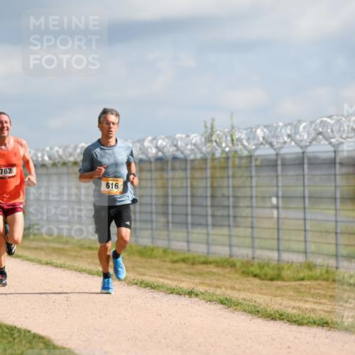 14.09.2025 - Airport Race Dr. Thomas Lammeyer http://msf.ph/oto/8861040 14.09.2025 11:54:17 Laufen 762, 616 meine-sportfotos.de