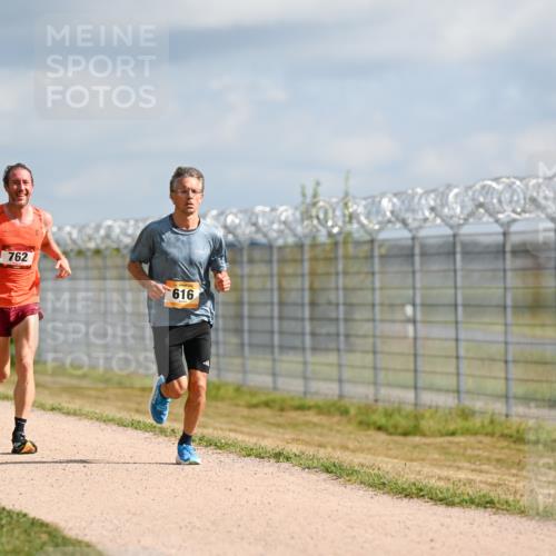 14.09.2025 - Airport Race Dr. Thomas Lammeyer http://msf.ph/oto/8861042 14.09.2025 11:54:18 Laufen 762, 616 meine-sportfotos.de