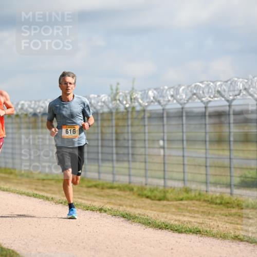 14.09.2025 - Airport Race Dr. Thomas Lammeyer http://msf.ph/oto/8861044 14.09.2025 11:54:18 Laufen 762, 616 meine-sportfotos.de