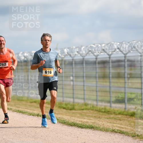 14.09.2025 - Airport Race Dr. Thomas Lammeyer http://msf.ph/oto/8861050 14.09.2025 11:54:19 Laufen 762, 616 meine-sportfotos.de