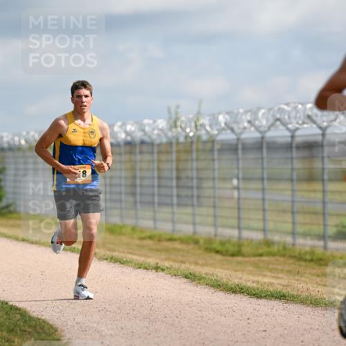14.09.2025 - Airport Race Dr. Thomas Lammeyer http://msf.ph/oto/8861063 14.09.2025 11:54:22 Laufen 8, 762 meine-sportfotos.de