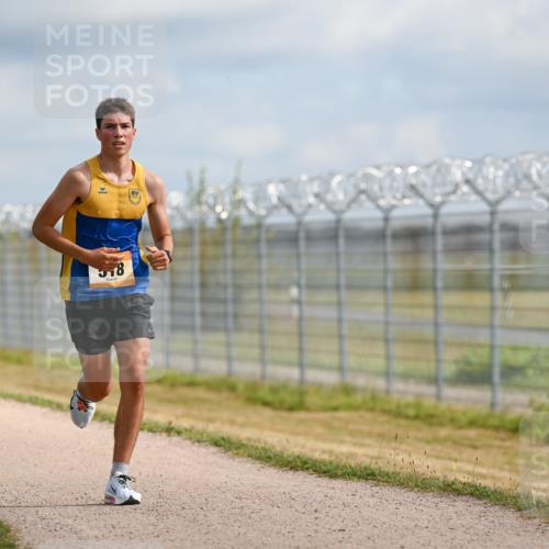 14.09.2025 - Airport Race Dr. Thomas Lammeyer http://msf.ph/oto/8861068 14.09.2025 11:54:23 Laufen 3177, 578, 850 meine-sportfotos.de