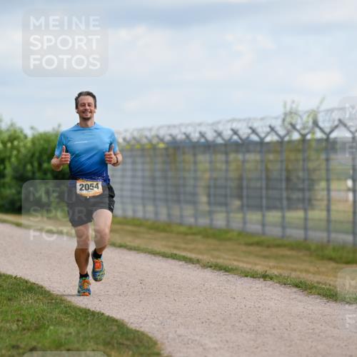 14.09.2025 - Airport Race Dr. Thomas Lammeyer http://msf.ph/oto/8861104 14.09.2025 11:54:31 Laufen 2054 meine-sportfotos.de