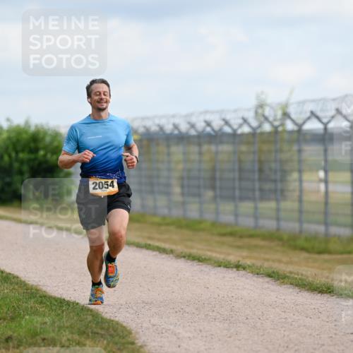 14.09.2025 - Airport Race Dr. Thomas Lammeyer http://msf.ph/oto/8861109 14.09.2025 11:54:32 Laufen 2054 meine-sportfotos.de