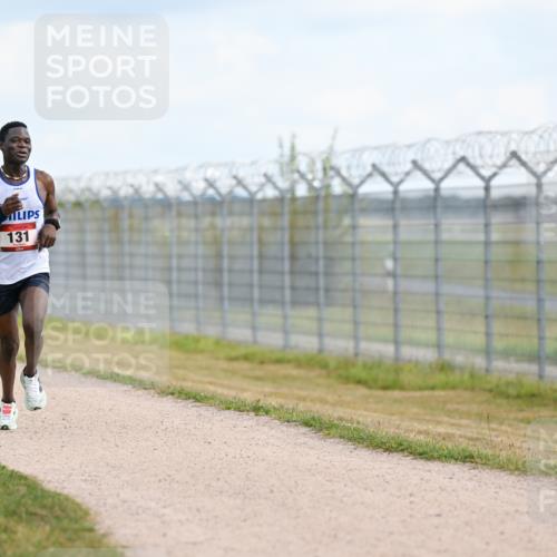 14.09.2025 - Airport Race Dr. Thomas Lammeyer http://msf.ph/oto/8861141 14.09.2025 11:54:54 Laufen 131 meine-sportfotos.de