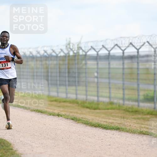 14.09.2025 - Airport Race Dr. Thomas Lammeyer http://msf.ph/oto/8861145 14.09.2025 11:54:55 Laufen 131 meine-sportfotos.de