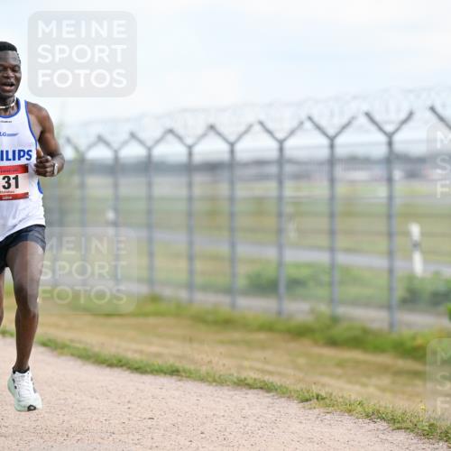14.09.2025 - Airport Race Dr. Thomas Lammeyer http://msf.ph/oto/8861157 14.09.2025 11:54:56 Laufen 131 meine-sportfotos.de