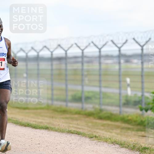 14.09.2025 - Airport Race Dr. Thomas Lammeyer http://msf.ph/oto/8861158 14.09.2025 11:54:56 Laufen 131 meine-sportfotos.de
