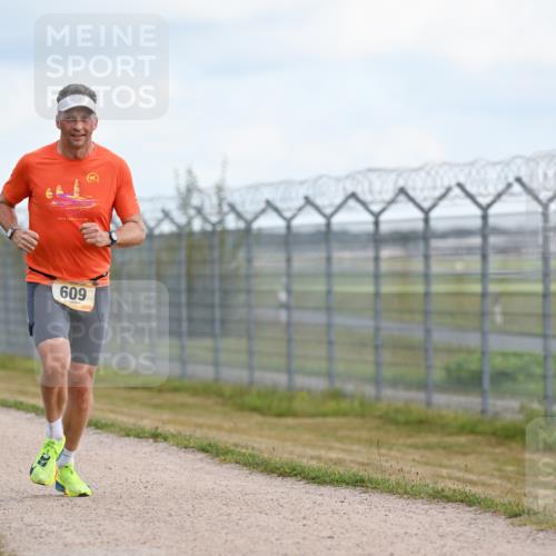 14.09.2025 - Airport Race Dr. Thomas Lammeyer http://msf.ph/oto/8861226 14.09.2025 11:55:41 Laufen 609 meine-sportfotos.de