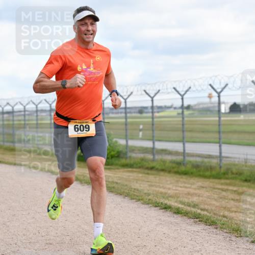 14.09.2025 - Airport Race Dr. Thomas Lammeyer http://msf.ph/oto/8861250 14.09.2025 11:55:44 Laufen 609 meine-sportfotos.de