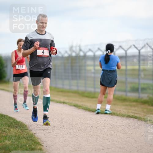 14.09.2025 - Airport Race Dr. Thomas Lammeyer http://msf.ph/oto/8861292 14.09.2025 11:56:24 Laufen 844, 4 meine-sportfotos.de