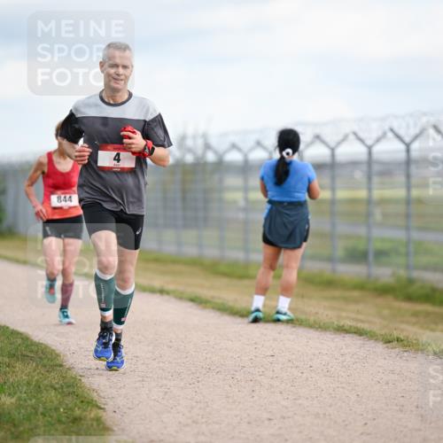 14.09.2025 - Airport Race Dr. Thomas Lammeyer http://msf.ph/oto/8861294 14.09.2025 11:56:24 Laufen 844, 4 meine-sportfotos.de