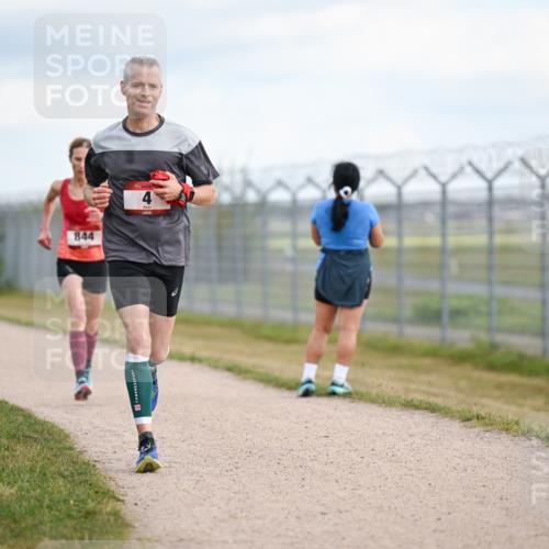 14.09.2025 - Airport Race Dr. Thomas Lammeyer http://msf.ph/oto/8861295 14.09.2025 11:56:25 Laufen 844 meine-sportfotos.de
