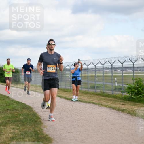 14.09.2025 - Airport Race Dr. Thomas Lammeyer http://msf.ph/oto/8861323 14.09.2025 11:56:31 Laufen 1123, 1265 meine-sportfotos.de