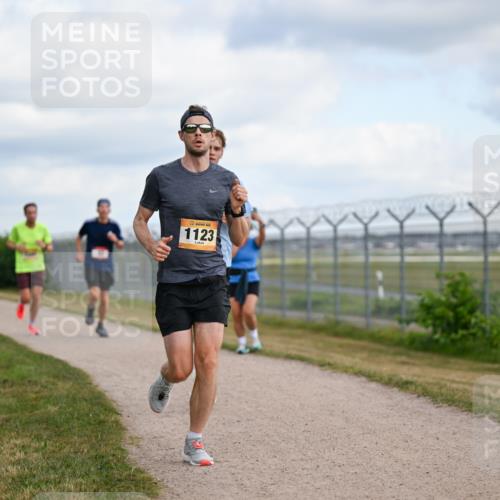 14.09.2025 - Airport Race Dr. Thomas Lammeyer http://msf.ph/oto/8861327 14.09.2025 11:56:32 Laufen 1123 meine-sportfotos.de