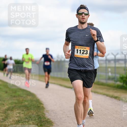 14.09.2025 - Airport Race Dr. Thomas Lammeyer http://msf.ph/oto/8861333 14.09.2025 11:56:33 Laufen 1123 meine-sportfotos.de