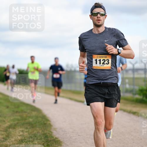 14.09.2025 - Airport Race Dr. Thomas Lammeyer http://msf.ph/oto/8861334 14.09.2025 11:56:33 Laufen 1123 meine-sportfotos.de