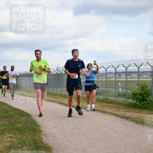14.09.2025 - Airport Race Dr. Thomas Lammeyer http://msf.ph/oto/8861340 14.09.2025 11:56:34 Laufen 1265 meine-sportfotos.de