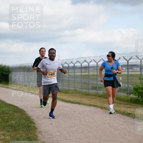 14.09.2025 - Airport Race Dr. Thomas Lammeyer http://msf.ph/oto/8861355 14.09.2025 11:56:38 Laufen 1402 meine-sportfotos.de