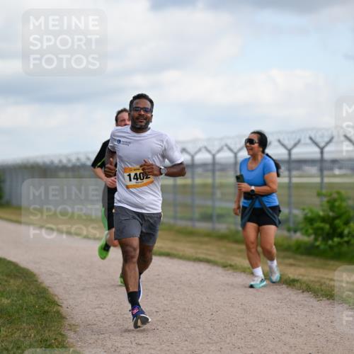 14.09.2025 - Airport Race Dr. Thomas Lammeyer http://msf.ph/oto/8861362 14.09.2025 11:56:39 Laufen 1402 meine-sportfotos.de