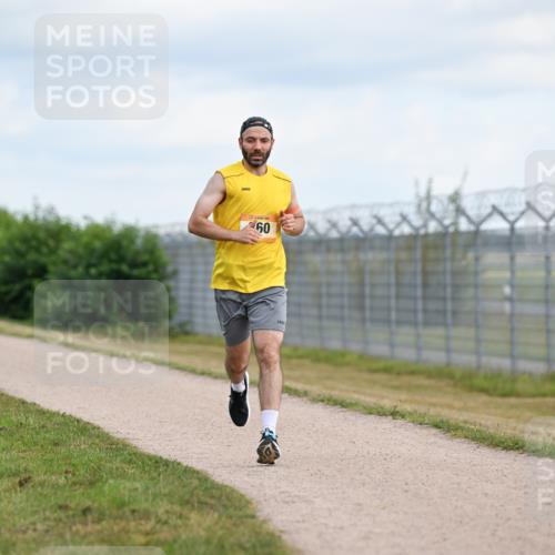 14.09.2025 - Airport Race Dr. Thomas Lammeyer http://msf.ph/oto/8861379 14.09.2025 11:57:04 Laufen 60 meine-sportfotos.de