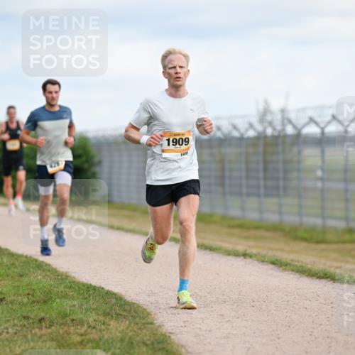 14.09.2025 - Airport Race Dr. Thomas Lammeyer http://msf.ph/oto/8861440 14.09.2025 11:57:17 Laufen 1909, 1909 meine-sportfotos.de