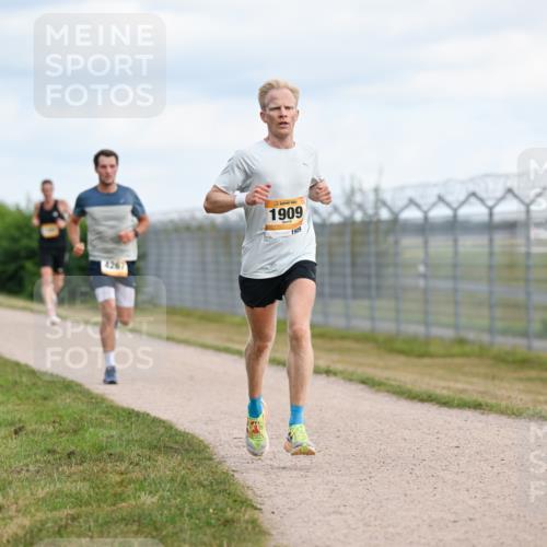 14.09.2025 - Airport Race Dr. Thomas Lammeyer http://msf.ph/oto/8861444 14.09.2025 11:57:18 Laufen 1909, 1909 meine-sportfotos.de