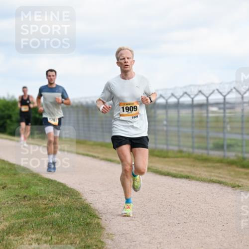 14.09.2025 - Airport Race Dr. Thomas Lammeyer http://msf.ph/oto/8861448 14.09.2025 11:57:18 Laufen 1909, 1909 meine-sportfotos.de