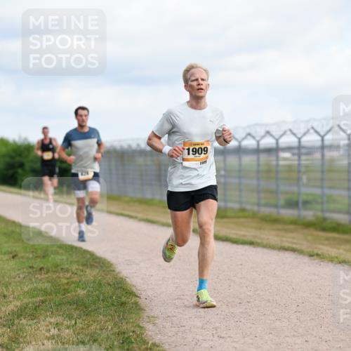 14.09.2025 - Airport Race Dr. Thomas Lammeyer http://msf.ph/oto/8861450 14.09.2025 11:57:18 Laufen 1909, 1909 meine-sportfotos.de