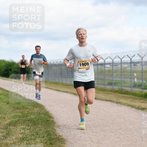 14.09.2025 - Airport Race Dr. Thomas Lammeyer http://msf.ph/oto/8861453 14.09.2025 11:57:19 Laufen 1909, 1909 meine-sportfotos.de