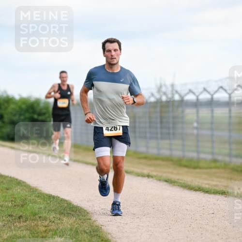14.09.2025 - Airport Race Dr. Thomas Lammeyer http://msf.ph/oto/8861458 14.09.2025 11:57:20 Laufen 4267 meine-sportfotos.de
