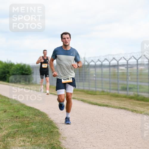 14.09.2025 - Airport Race Dr. Thomas Lammeyer http://msf.ph/oto/8861463 14.09.2025 11:57:21 Laufen 4267 meine-sportfotos.de