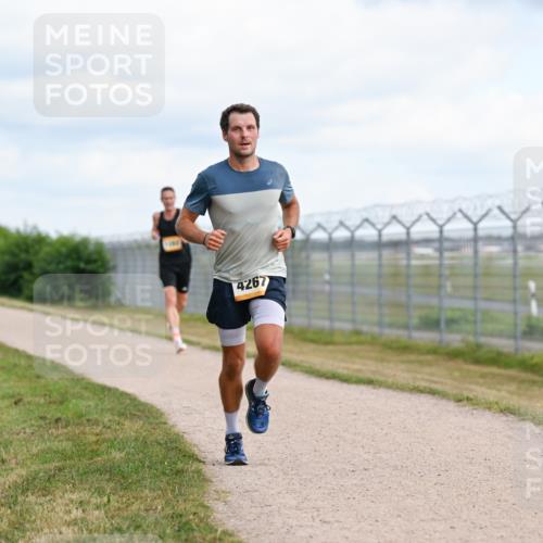 14.09.2025 - Airport Race Dr. Thomas Lammeyer http://msf.ph/oto/8861466 14.09.2025 11:57:21 Laufen 4267 meine-sportfotos.de
