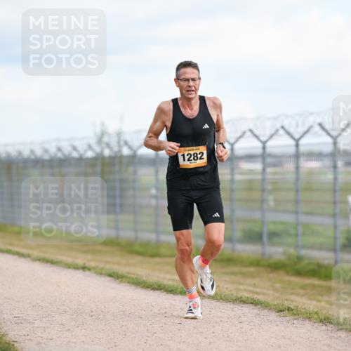 14.09.2025 - Airport Race Dr. Thomas Lammeyer http://msf.ph/oto/8861477 14.09.2025 11:57:24 Laufen 1282 meine-sportfotos.de