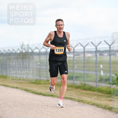 14.09.2025 - Airport Race Dr. Thomas Lammeyer http://msf.ph/oto/8861479 14.09.2025 11:57:24 Laufen 1282 meine-sportfotos.de