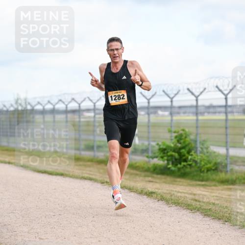 14.09.2025 - Airport Race Dr. Thomas Lammeyer http://msf.ph/oto/8861486 14.09.2025 11:57:25 Laufen 1282 meine-sportfotos.de