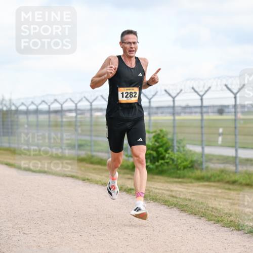 14.09.2025 - Airport Race Dr. Thomas Lammeyer http://msf.ph/oto/8861489 14.09.2025 11:57:26 Laufen 1282 meine-sportfotos.de