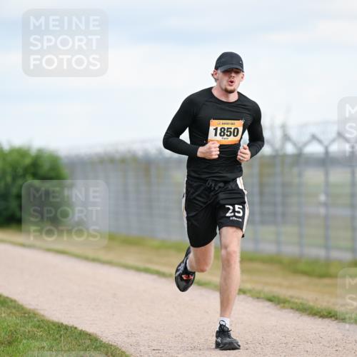 14.09.2025 - Airport Race Dr. Thomas Lammeyer http://msf.ph/oto/8861496 14.09.2025 11:57:33 Laufen 1850, 25 meine-sportfotos.de