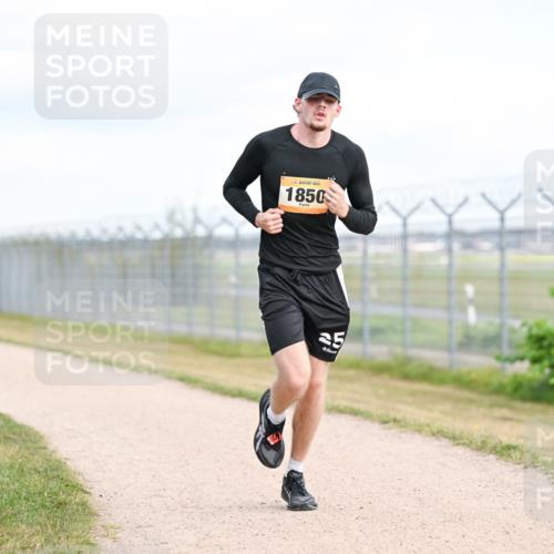 14.09.2025 - Airport Race Dr. Thomas Lammeyer http://msf.ph/oto/8861508 14.09.2025 11:57:34 Laufen 1850, 25 meine-sportfotos.de