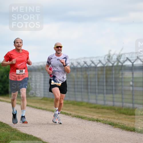 14.09.2025 - Airport Race Dr. Thomas Lammeyer http://msf.ph/oto/8861520 14.09.2025 11:57:39 Laufen 30 meine-sportfotos.de