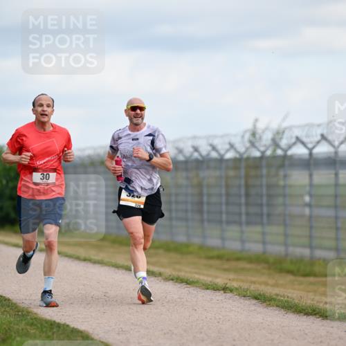 14.09.2025 - Airport Race Dr. Thomas Lammeyer http://msf.ph/oto/8861521 14.09.2025 11:57:39 Laufen 30, 326 meine-sportfotos.de