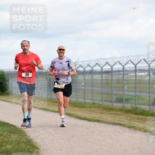 14.09.2025 - Airport Race Dr. Thomas Lammeyer http://msf.ph/oto/8861532 14.09.2025 11:57:40 Laufen 30 meine-sportfotos.de