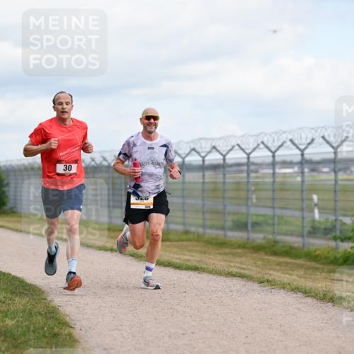 14.09.2025 - Airport Race Dr. Thomas Lammeyer http://msf.ph/oto/8861535 14.09.2025 11:57:41 Laufen 30, 326 meine-sportfotos.de