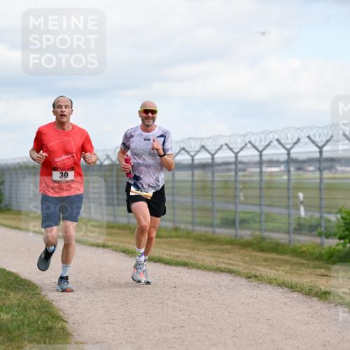 14.09.2025 - Airport Race Dr. Thomas Lammeyer http://msf.ph/oto/8861536 14.09.2025 11:57:41 Laufen 30 meine-sportfotos.de