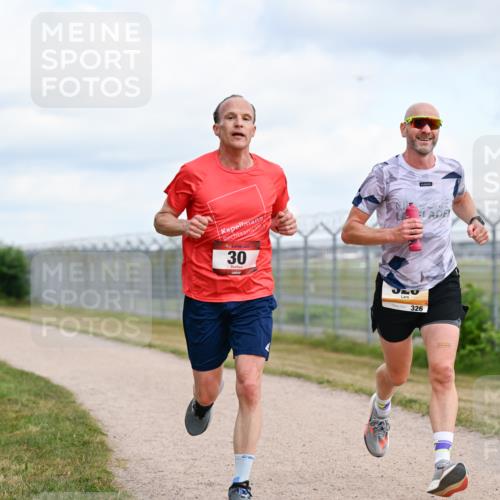 14.09.2025 - Airport Race Dr. Thomas Lammeyer http://msf.ph/oto/8861545 14.09.2025 11:57:43 Laufen 30, 40, 326 meine-sportfotos.de
