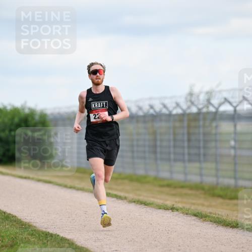 14.09.2025 - Airport Race Dr. Thomas Lammeyer http://msf.ph/oto/8861548 14.09.2025 11:57:47 Laufen 22 meine-sportfotos.de