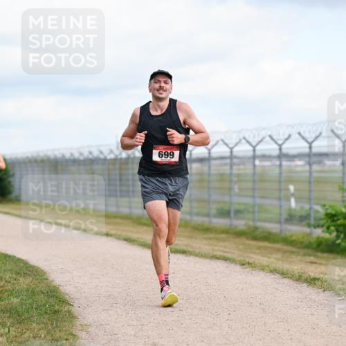 14.09.2025 - Airport Race Dr. Thomas Lammeyer http://msf.ph/oto/8861592 14.09.2025 11:57:56 Laufen 699 meine-sportfotos.de